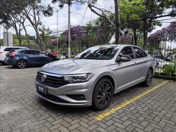 VOLKSWAGEN JETTA 1.4 250 TSI TOTAL FLEX R-LINE TIPTRONIC VOLKSWAGEN JETTA 1.4 250 TSI TOTAL FLEX R-LINE TIPTRONIC